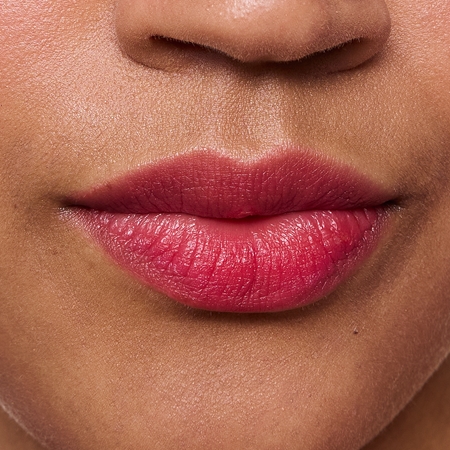 essence JUICY TINT Fixierstift für die Lippen