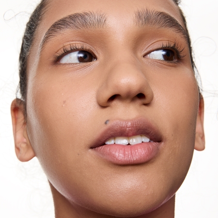 essence silky BLUR base lissante sous fond de teint avec effet flouté