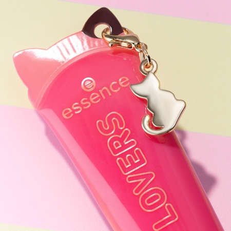 essence DOG GANG OR CAT CREW?!? CAT LOVERS tönender Lippenbalsam mit Peptiden