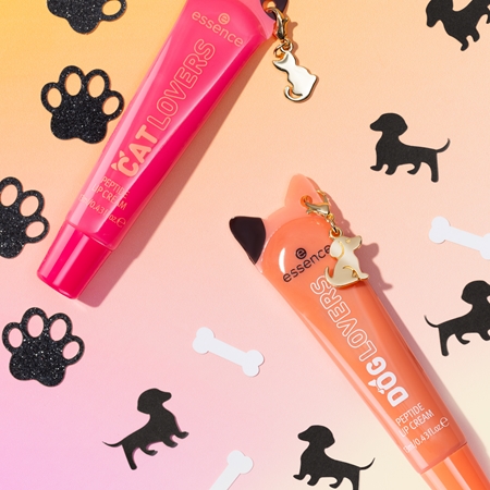 essence DOG GANG OR CAT CREW?!? DOG LOVERS tönender Lippenbalsam mit Peptiden