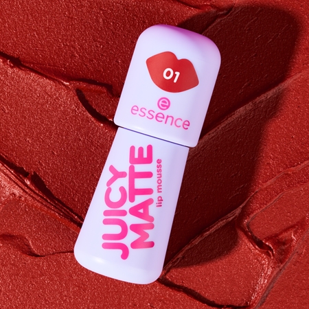 essence JUICY MATTE lip mousse with matt effect