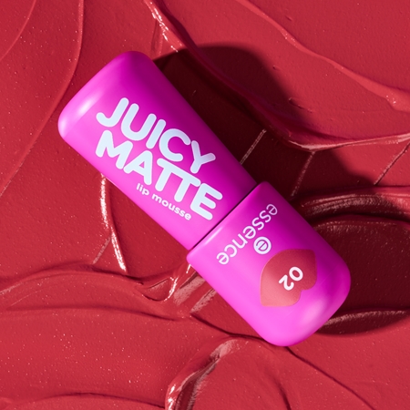 essence JUICY MATTE Mousse-Lippenstift mit Matt-Effekt