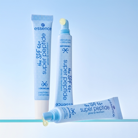 essence xskincare the super peptide glänzender Lippenbalsam SPF 50+