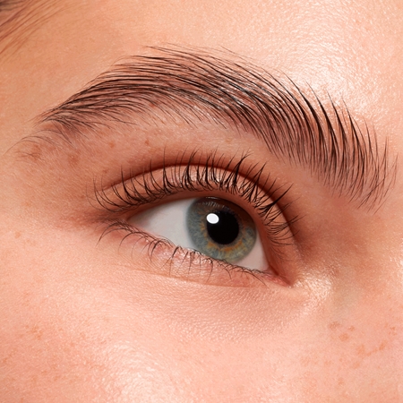 essence Lash & Brow máscara gelatinosa para pestanas e sobrancelhas