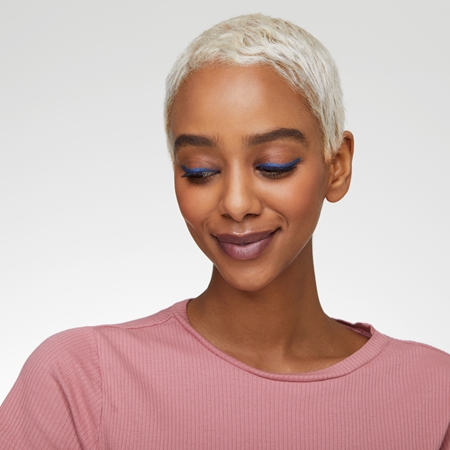 essence LONG-LASTING Eyeliner