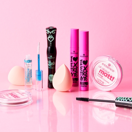 essence All About Matt! pudră transparentă compactă
