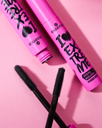 essence I LOVE EXTREME extra volumising mascara