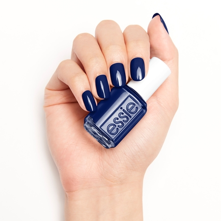 essie antique chic lak na nehty
