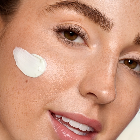Estée Lauder DayWear Multi-Protection Anti-Oxidant 24H-Moisture Creme (Normal/Combination Skin) ochronny krem na dzień do cery normalnej i mieszanej