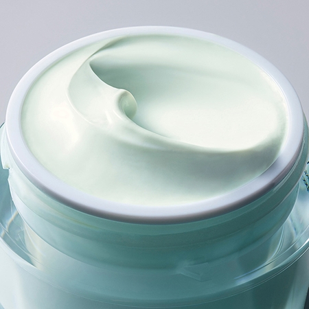 Estée Lauder DayWear Multi-Protection Anti-Oxidant 24H-Moisture Creme Protective Day Cream for dry skin