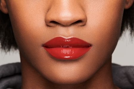 Estée Lauder Pure Color Envy Paint-On Liquid LipColor Vinyl lesk na rty s vinylovým efektem