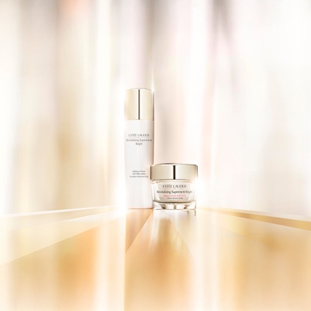 Estée Lauder Revitalizing Supreme+ Bright Power Soft Milky Lotion fluide hydratant éclat anti-taches brunes