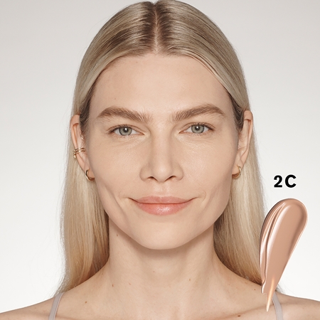 Estée Lauder Futurist Soft Touch Brightening Skincealer korektor pro rozjasnění pleti