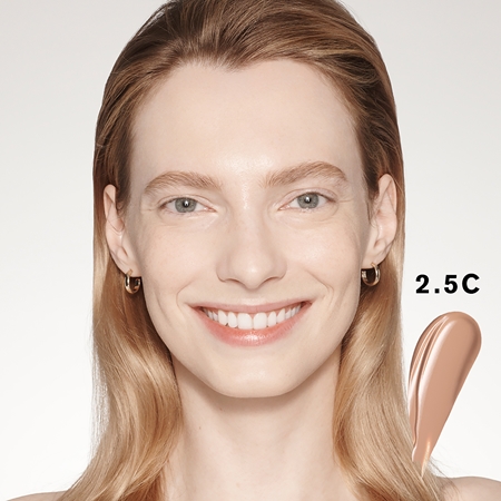Estée Lauder Futurist Soft Touch Brightening Skincealer korektor pro rozjasnění pleti