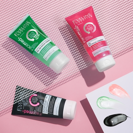 Eveline Cosmetics FaceMed+ gel de limpeza 3 em 1 com ácido hialurónico