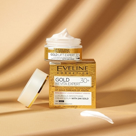 Eveline Cosmetics Gold Revita Expert festigende und glättende Creme mit Goldpuder