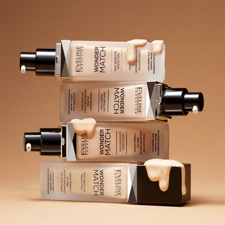 Eveline Cosmetics Wonder Match ilgai išliekantis skystasis makiažo pagrindas su hialurono rūgštimi