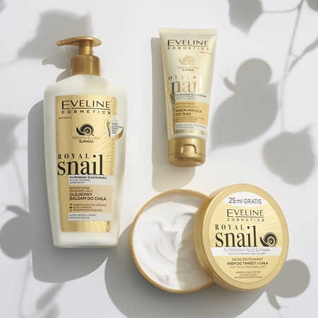 Eveline Cosmetics Royal Snail intenzivně hydratační tělový balzám