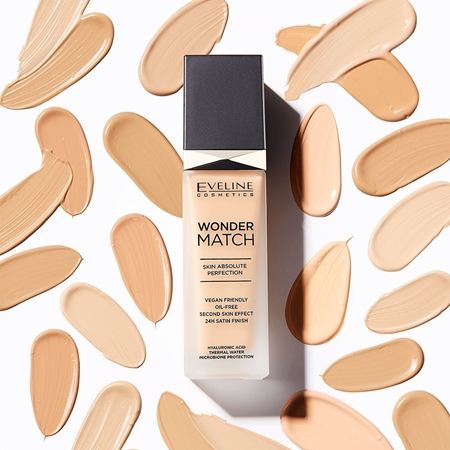 Eveline Cosmetics Wonder Match langlebiges Flüssig Make-up mit Hyaluronsäure
