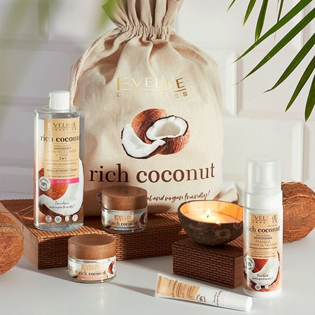 Eveline Cosmetics Rich Coconut Ultra Feuchtigkeit spendende Creme tagsüber und nachts