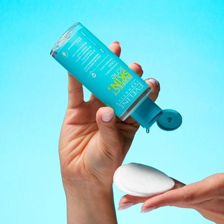 Eveline Cosmetics Perfect Skin .acne reinigendes und beruhigendes Gesichtswasser