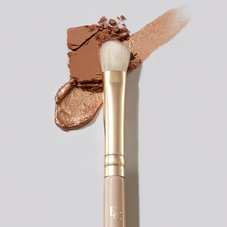 Eveline Cosmetics Accessories štětec na oční stíny