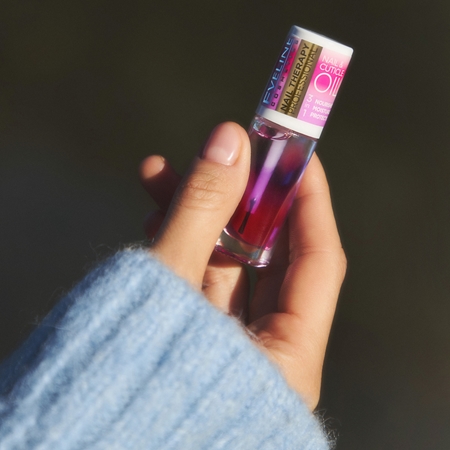 Eveline Cosmetics Nail & Cuticle Oil nährendes Öl für die Nägel