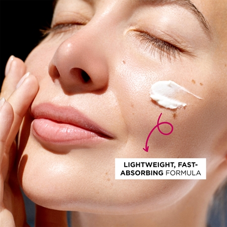 Eveline Cosmetics Perfect Bright SPF 50 προστατευτική ματ κρέμα προσώπου SPF 50