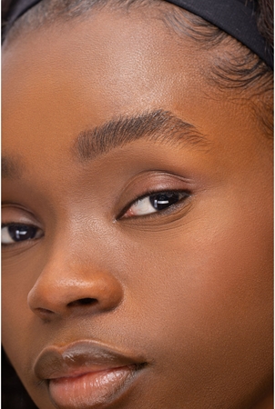 Eye Candy Brow Gel gel pentru sprancene
