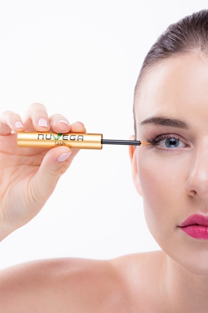 FacEvolution Nuvega veganské růstové sérum pro řasy a obočí