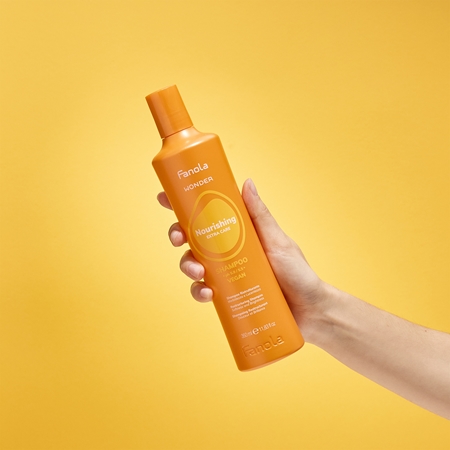 Fanola Wonder Nourishing Shampoo nourishing shampoo