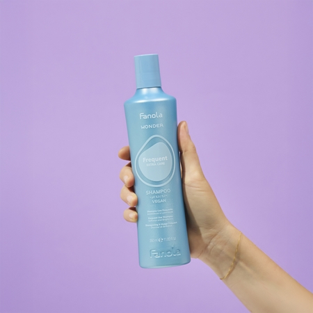 Fanola Wonder Frequent Shampoo Shampoo for shiny and soft hair