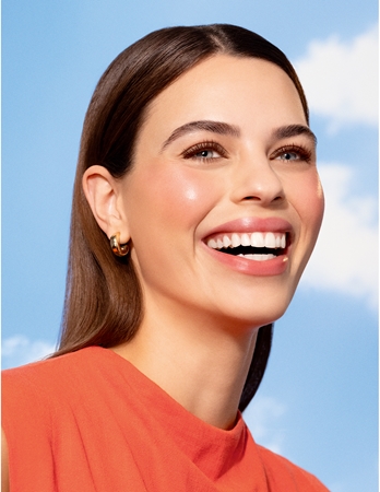 flormar Puffy Liquid Contour contouring cream with applicator