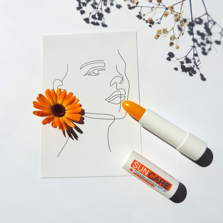 FlosLek Laboratorium Sun Care Derma Protective Stick bálsamo protetor para lábios SPF 30