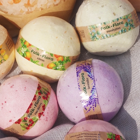 Folk & Flora Lavender bombe de bain avec effets apaisants