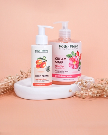 Folk & Flora Rosehip & Hawthorn Flydende cremesæbe til sensitiv hud