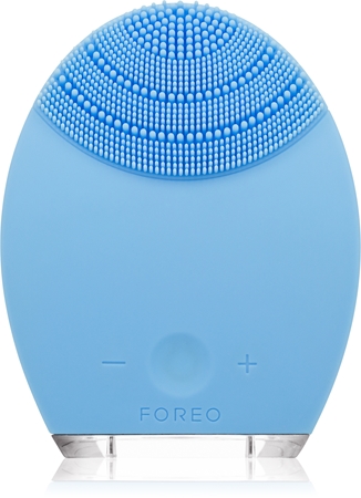 FOREO LUNA™ Sonisk hud rensebørste med udglattende effekt