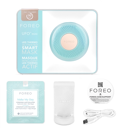 FOREO UFO™ Mini звуков уред за ускоряване ефекта на маските за лице малка опаковка