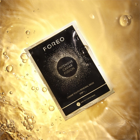 FOREO Intensive Caviar Fusion coffret (para iluminar e alisar pele)