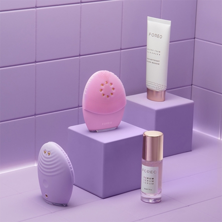 FOREO LUNA™ 3 Plus garsinis odos valymo įrenginys su šildymo ir 