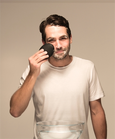 FOREO LUNA™ 3 For Men szczoteczka soniczna do twarzy o działaniu przeciwzmarszczkowym