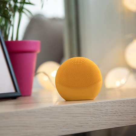 FOREO LUNA™ Play Smart 2 išmanusis valymo šepetėlis visų tipų odai