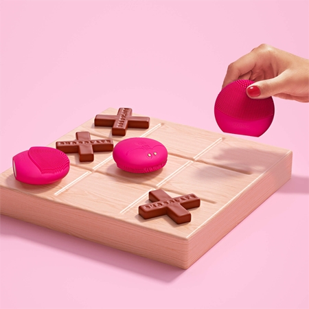 FOREO LUNA™ Play Smart 2 escova de limpeza facial inteligente para todos os tipos de pele