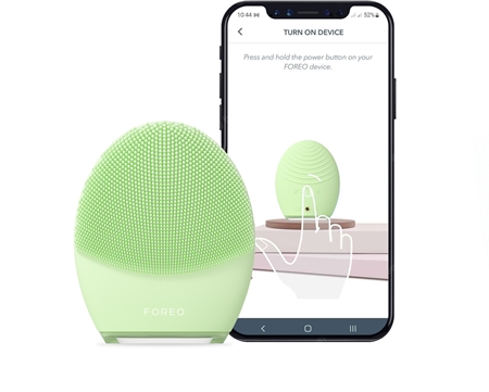 FOREO LUNA™4 masážní přístroj na čištění a zpevnění obličeje