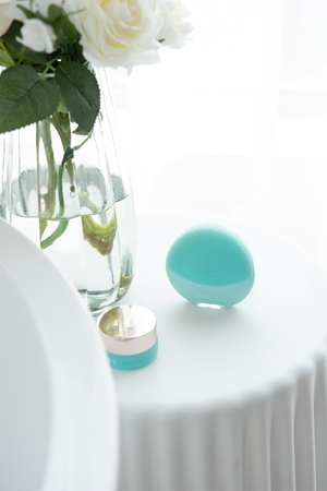 FOREO LUNA™4 Mini Ierīce sejas tīrīšanai