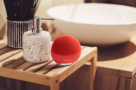 FOREO LUNA™4 Mini Reinigungsgerät für das Gesicht