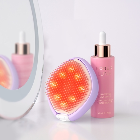 FOREO FLIP™ Play Advanced 3-in-1 Comb with LED backlight