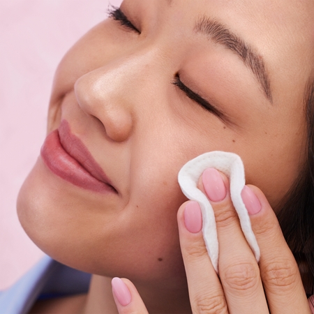 fresh Rose Deep Hydration Facial Toner drėkinamasis tonikas iš rožių