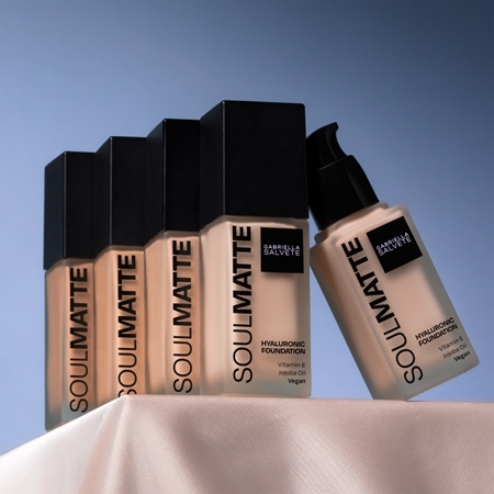 Gabriella Salvete SoulMatte Hyaluronic Foundation Long-Lasting Foundation with matt effect