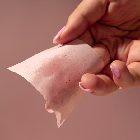 Gabriella Salvete SoulMatte Rose Extract Blotting Papers with rose oil